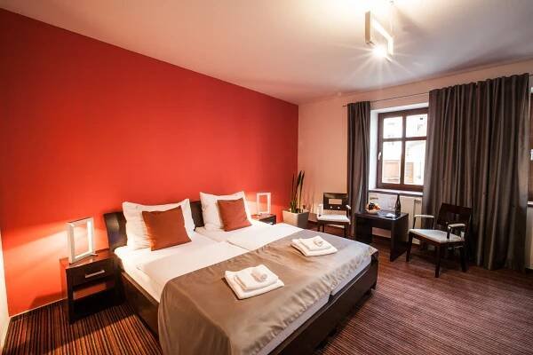 HOTEL LAHOFER - Prices & Reviews (Znojmo, Czech Republic)