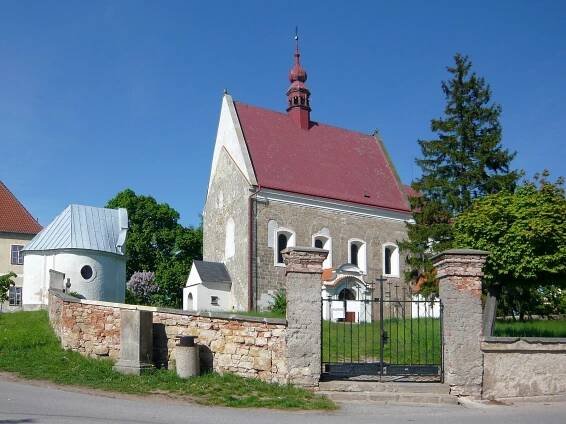 Libčany-kostel Nanebevzetí P.Marie z 1.pol.13.stol.
