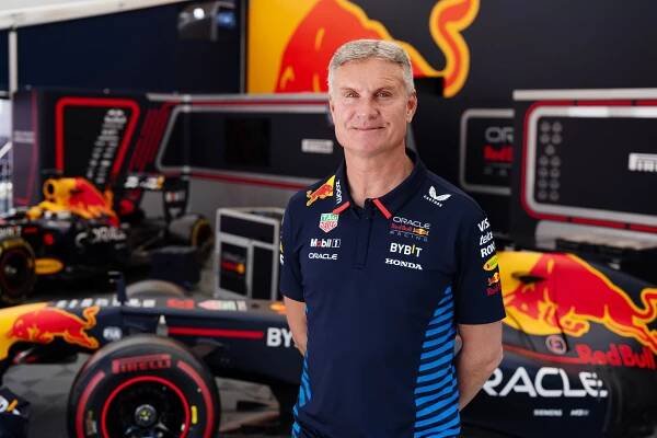 Fotka: Legenda F1 David Coulthard