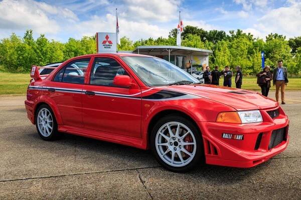 Best JDM Cars Under 10K - Which One Should You Buy?