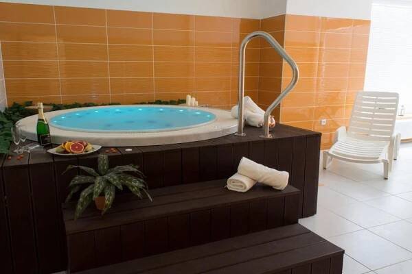 Hotel Harmonie - Ubytování Pozlovice