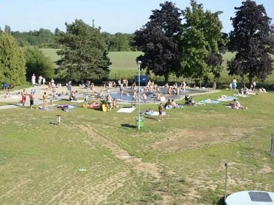 Koupaliště a kemp Chlumec nad Cidlinou - Dokempu.cz