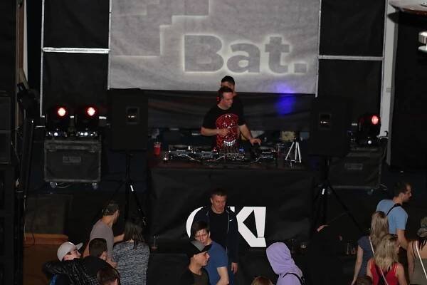 OBRAZEM: DJ Lucca ve slánském Grandu