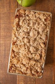 Apple Crisp Quick Bread is soft, moist, and rich with a crumbly brown sugar, oat crisp topping. Flavored with cinnamon, nutmeg, apples, and vanilla extract. #dessert #bread #quickbread #applebread #applecrisp #dinnerthendessert