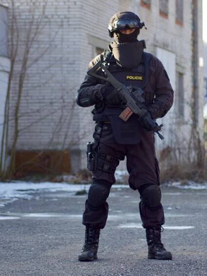 Výcvik se speciální jednotkou S.W.A.T.