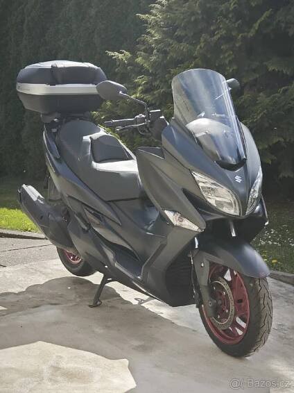 Suzuki Burgman 400
