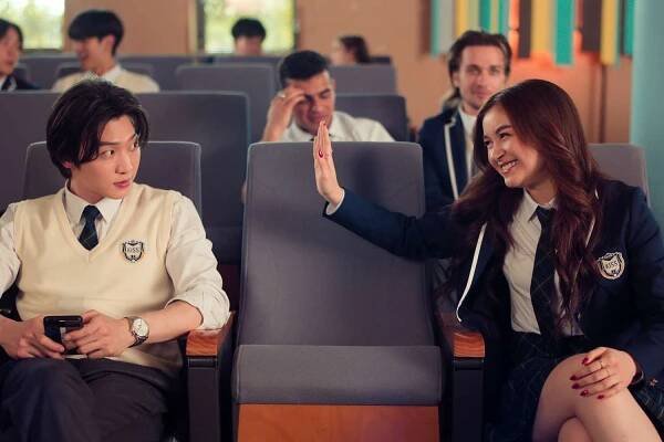 Sang Heon Lee as Min Ho Moon and Anna Cathcart as Kitty Song Covey in season 2 of 'XO, Kitty.'