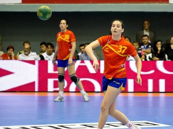 Ana Martínez (handballer)