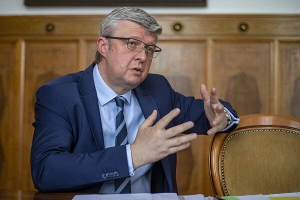 Opozice navrhla úpravy konsolidačního balíčku. Ministerstva je ale odmítla