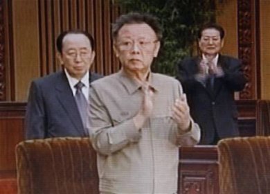 Přestane Kim Čong-il harašit zbraněmi, zůstane-li bez kaviáru a koňaku?