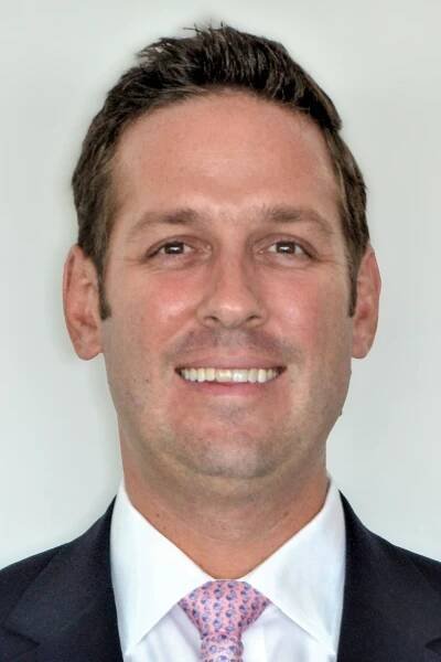 Richard Thomas headshot