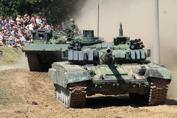 Tank T-72M4CZ